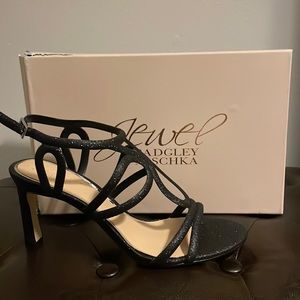 Jewel Badgley Mischka Simba glitter heel black